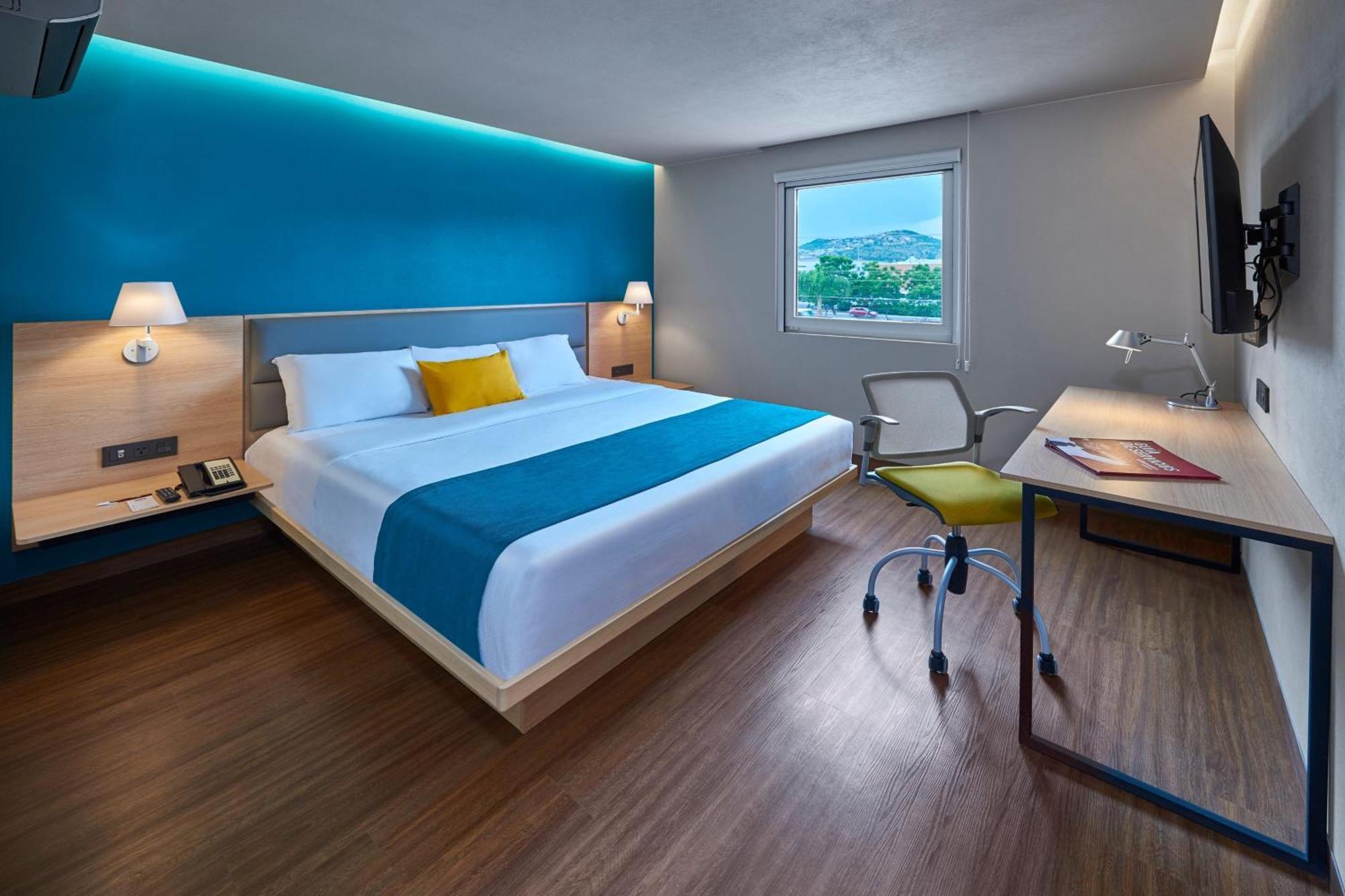 City Express By Marriott Suites Toluca Eksteriør billede
